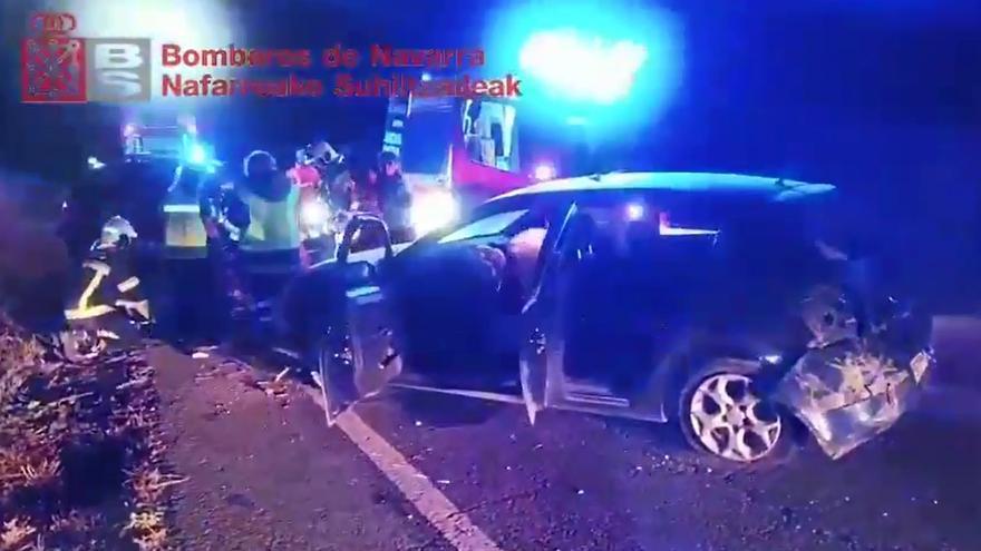Dos heridos tras una salida de vía en la NA-653, en San Adrián