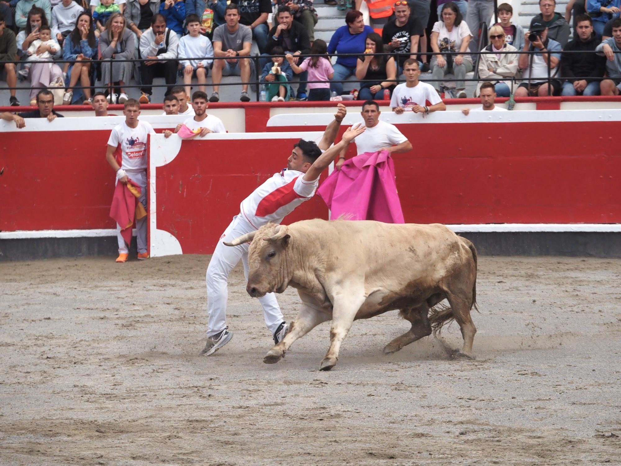 El extremeño Israel Pérez 'Ruso' se estrena con victoria en el Campeonato de Recortadores de Azpeitia