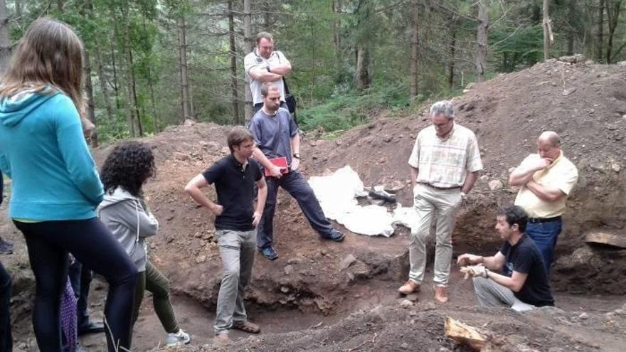 El yacimiento se encuentra en Peña Helada.