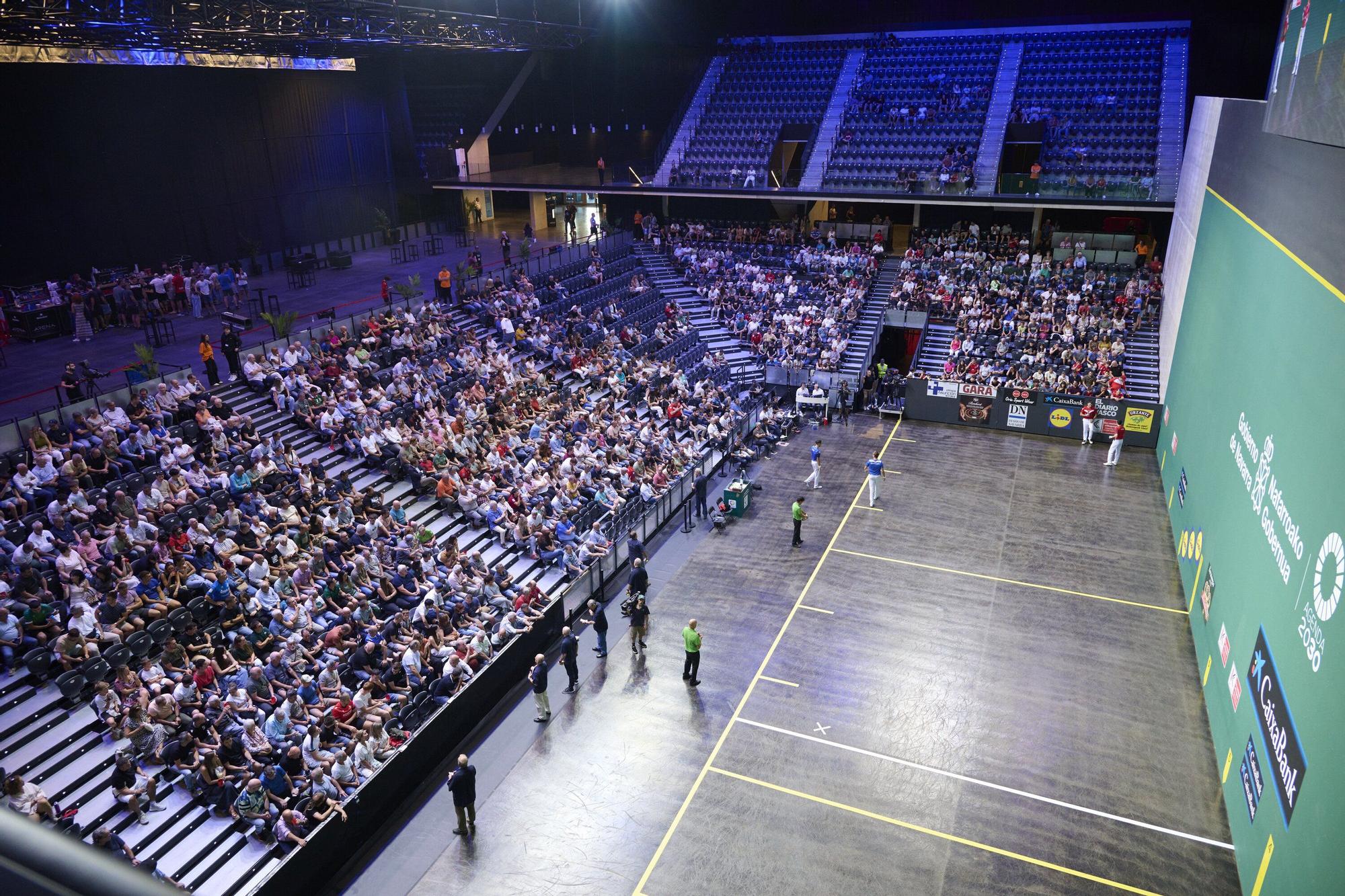 Javier Zabala y Jon Mariezkurrena, campeones del Masters CaixaBank ante Altuna III e Imaz en el Navarra Arena.