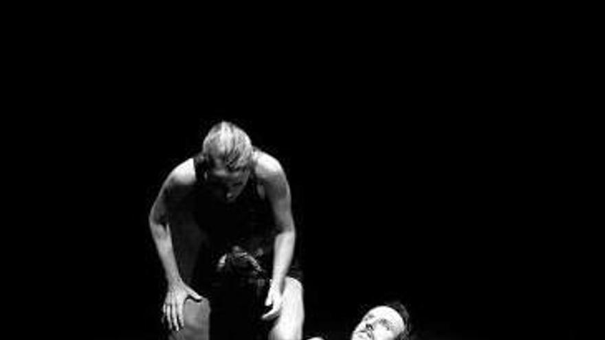El elenco, en una escena de ‘Catulli Carmina’.