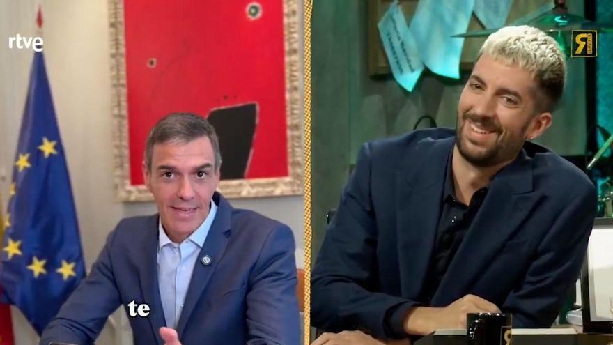 Pedro Sánchez se cuela en &#039;La Revuelta&#039; para mandar un inesperado mensaje y deja boquiabierto a David Broncano