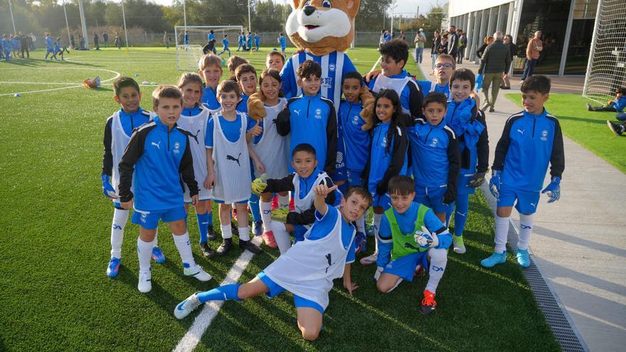 Visita especial a la Escuela de Fútbol del Alavés