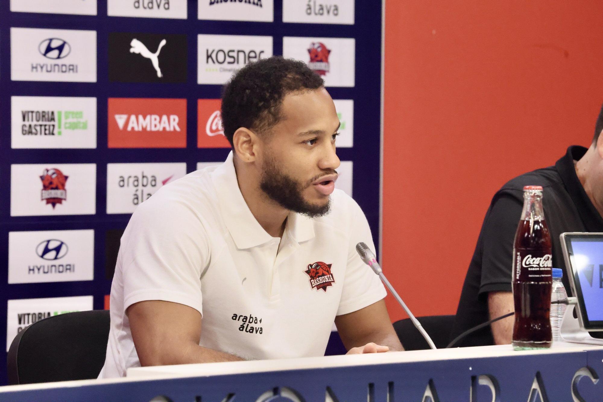 En imágenes: Presentación de Markquis Nowell como nuevo jugador del Baskonia