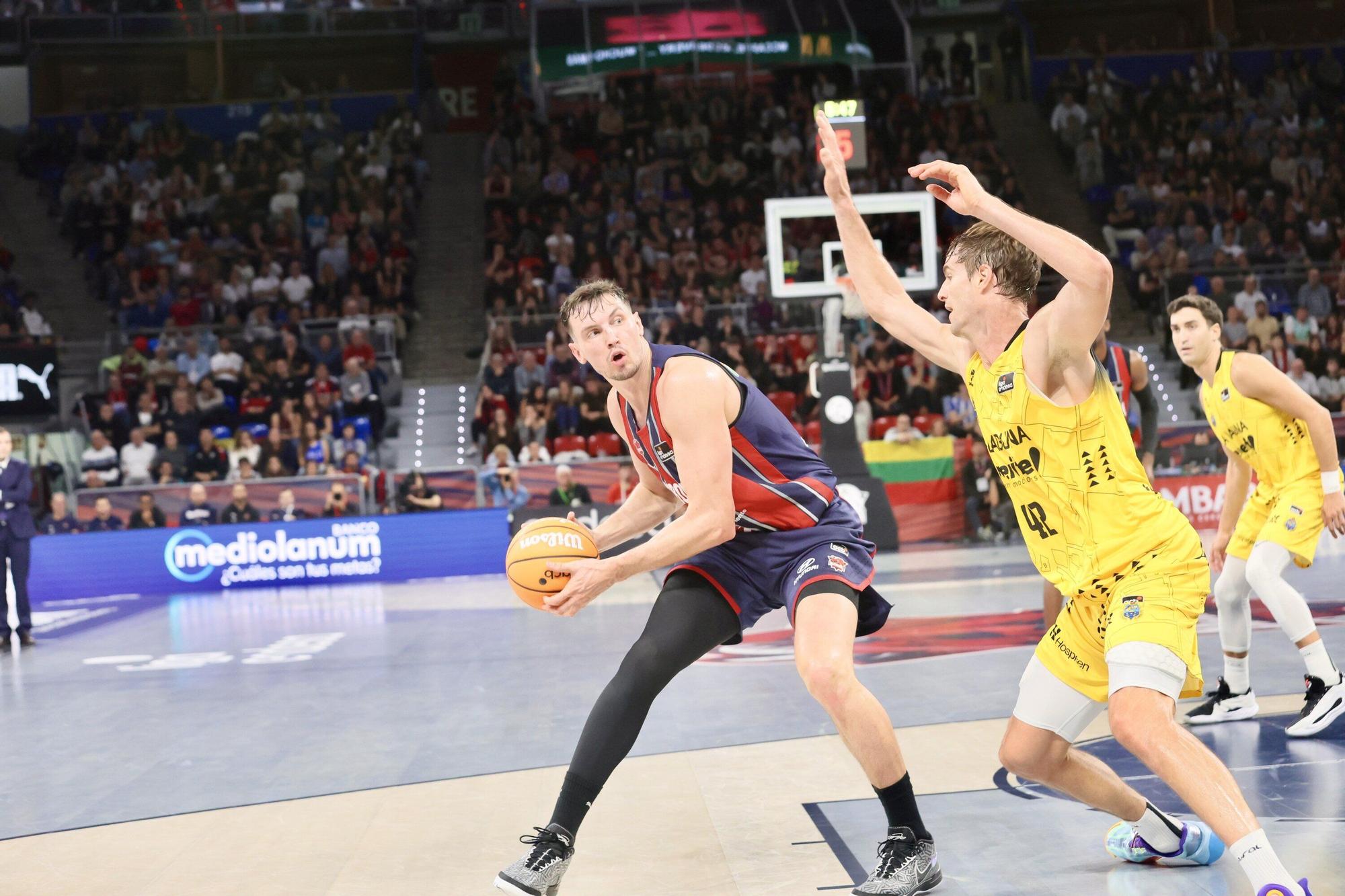 Todas las imágenes del Baskonia - La Laguna Tenerife (89-79)