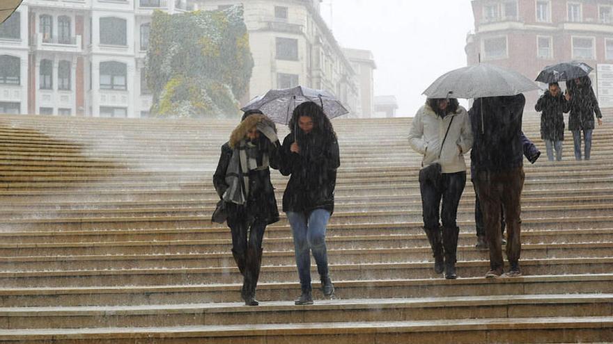 Las tormentas volverán a Euskadi mañana por la tarde acompañadas de viento