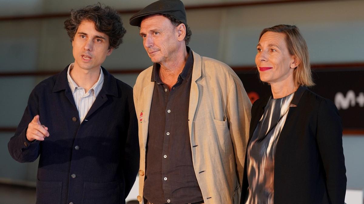 Jonás Trueba, José Luis Guerín y Gaëlle Jones, ayer en el Kursaal.