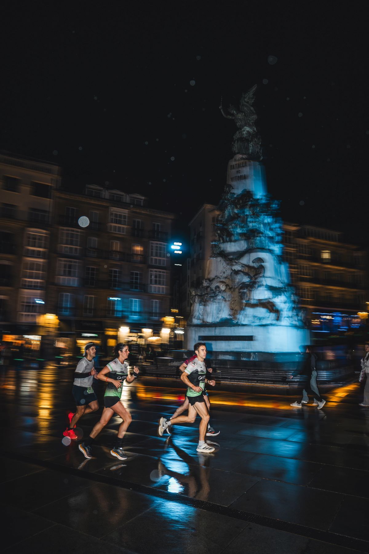 Las mejores imáganes de la Giroa Veolia Vitoria Night Run