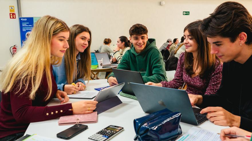Deusto abre sus sesiones informativas para dar a conocer su oferta para el curso 2026-27