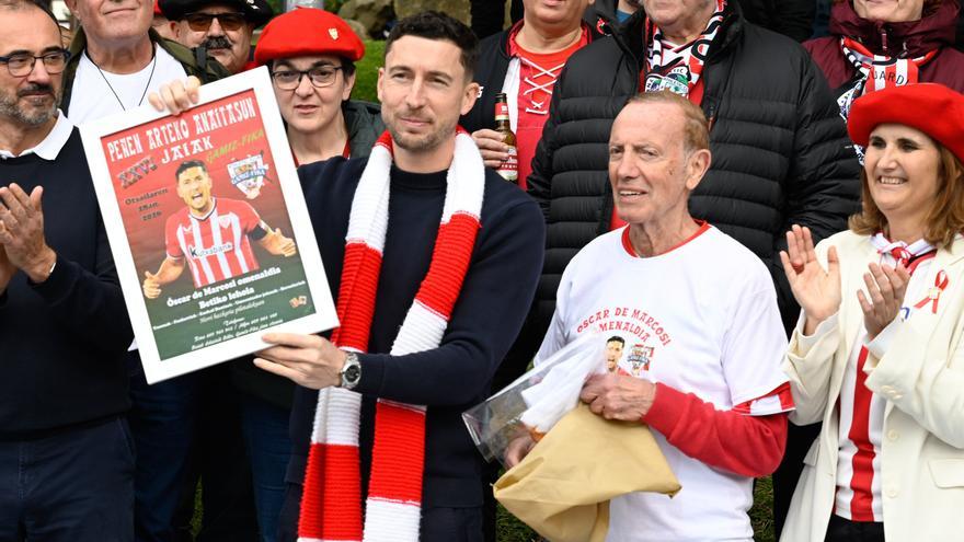 De Marcos se da un baño de masas en Gamiz-Fika