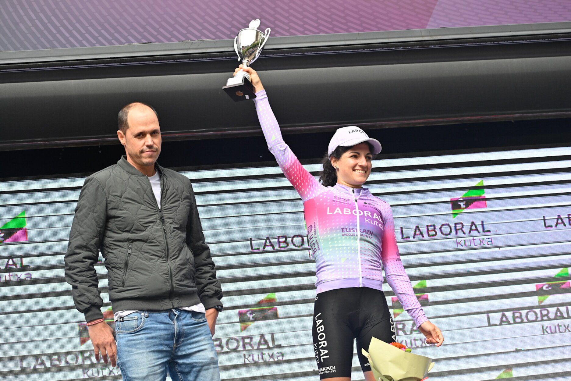 Ane Santesteban di e adiós al ciclismo en Eibar