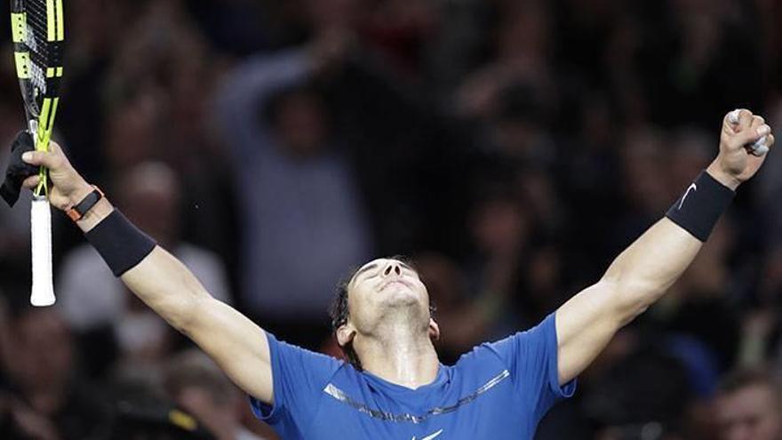 Nadal bate a Cuevas y pasa a los cuartos de París