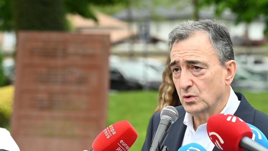 El PNV responde "dolido" al PSE tras un año de diálogo: ha sido "inmovilista"
