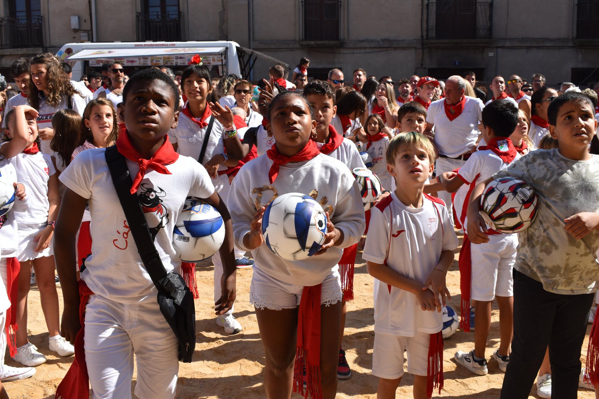 Fotos del cohete de fiestas de Cárcar 2025