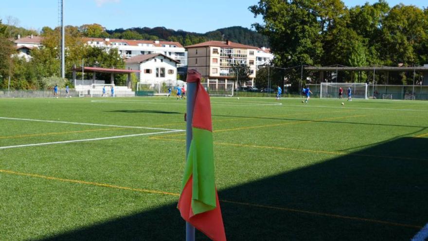 El Izarra se recupera a base de goles