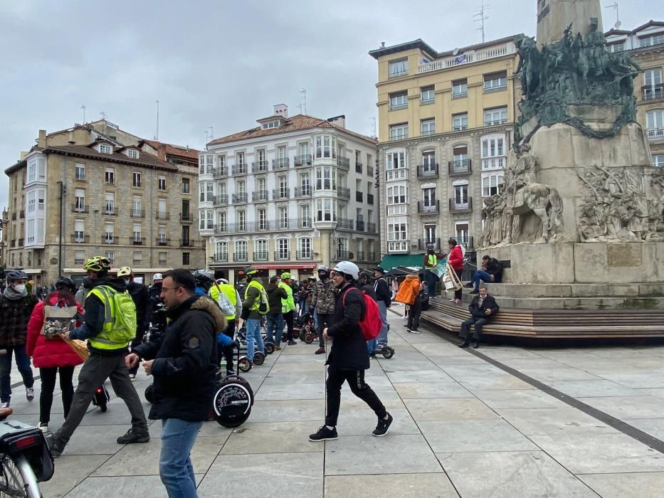Protesta patinetes Vitoria
