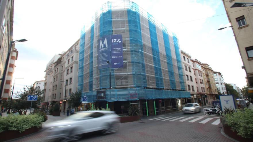 En el aire obras de rehabilitación en Pamplona y Estella por problemas de la constructora