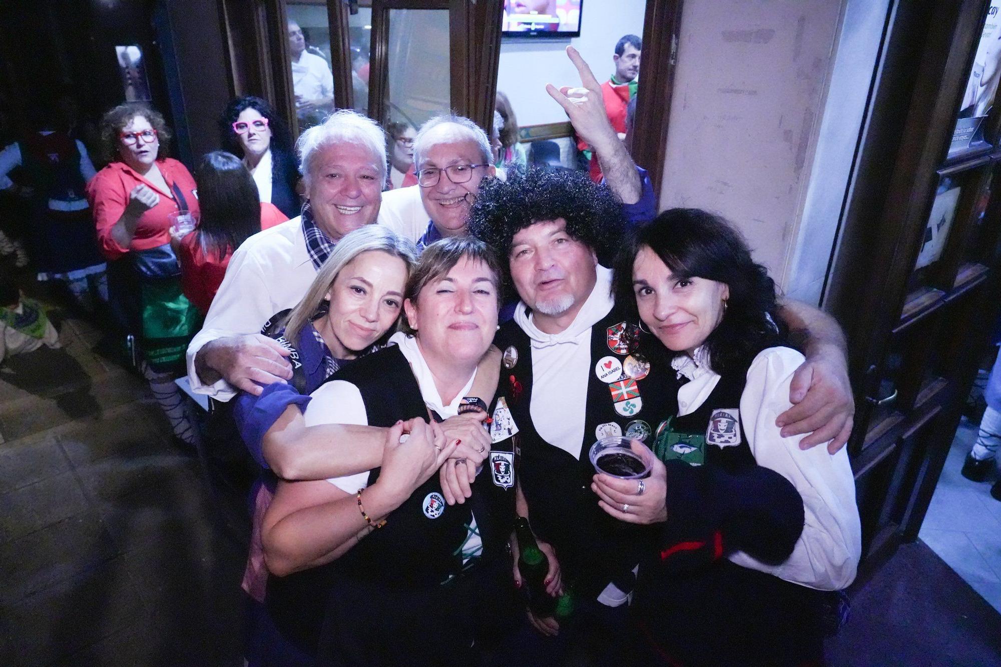 Yeray González da la salida a la intensa maratón de 9 días de fiestas de Basauri con las cuadrillas invadiendo las calles