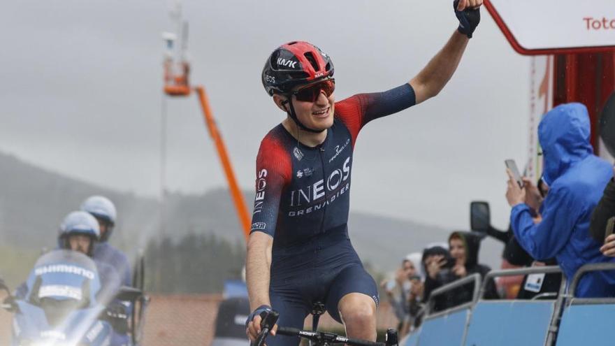 Evenepoel desenmascara a Roglic en la Itzulia