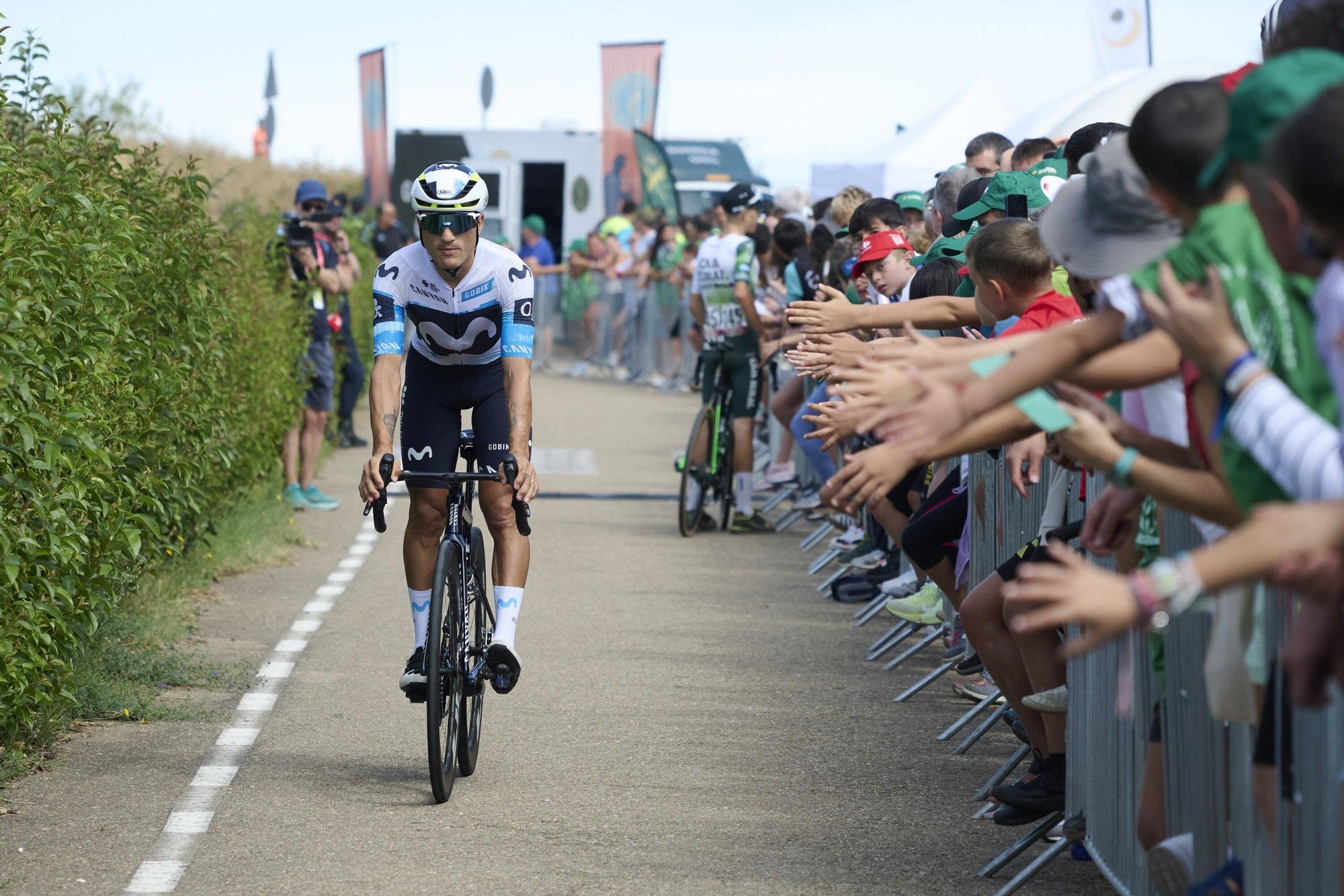Fotos de la etapa navarra de La Vuelta 25 entre Sendaviva y Larra - Belagua