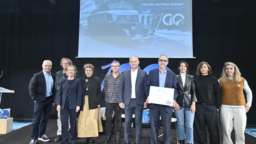 Autobuses La Guipuzcoana, 100 años y millones de kilómetros bajo sus ruedas