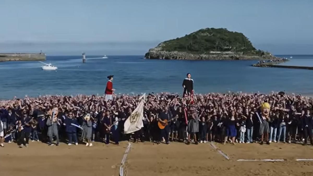 Lekeitio 700erako bideoa grabatzen, Isuntzan.