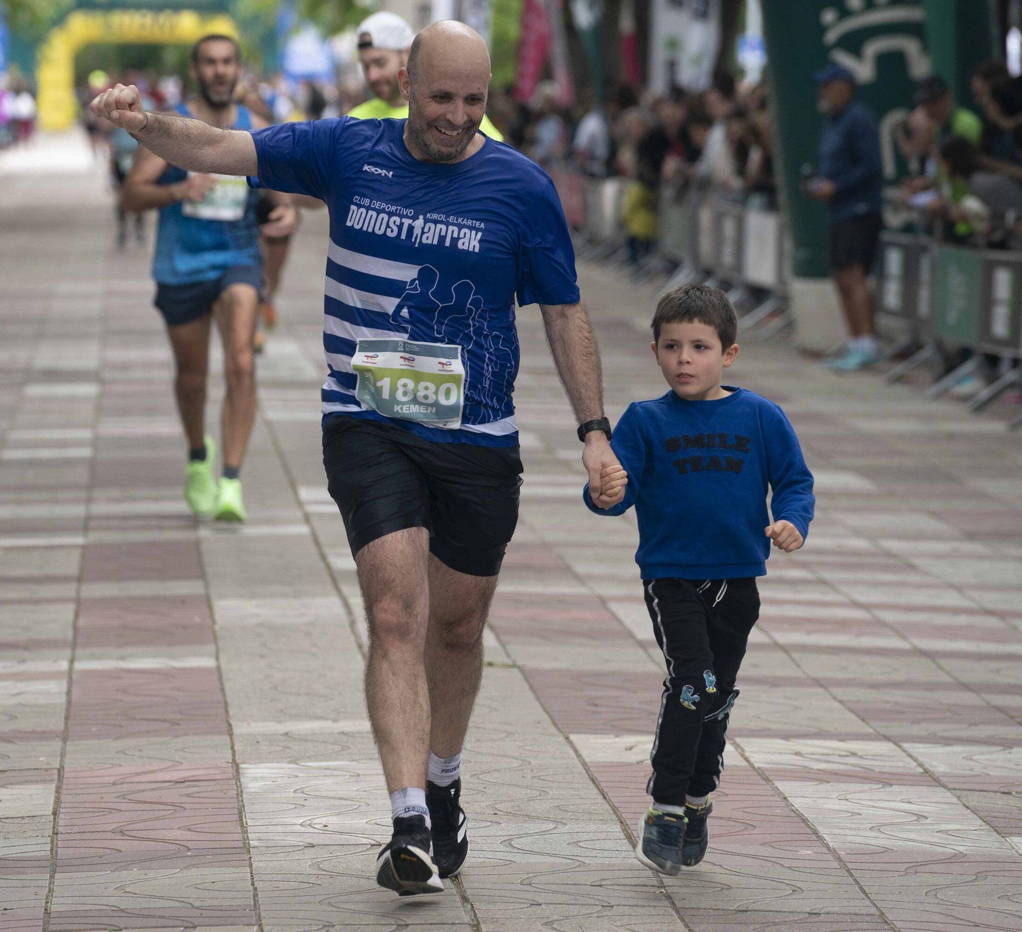 Las mejores imágenes de la Maratón Martín Fiz (¡Búscate en las fotos!)