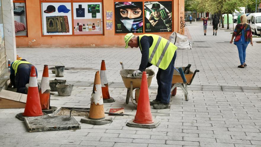 Corte total de tráfico en la calle Bruno Villarreal por obras de saneamiento