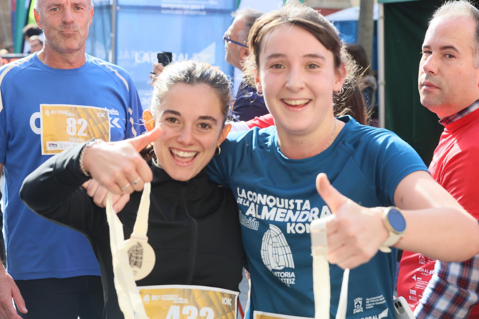 En imágenes: Miles de personas participan en La Conquista de la Almendra