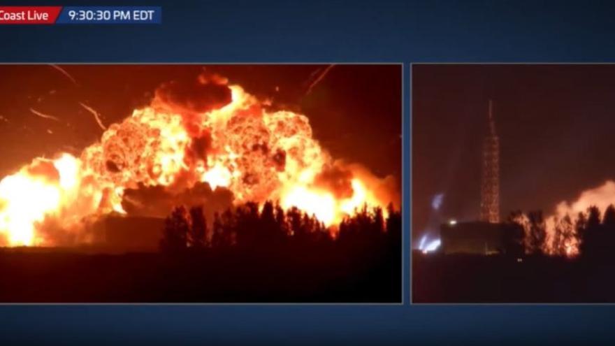 Un cohete de la empresa aeroespacial de Bezos explota tras una "anomalía" durante una prueba.