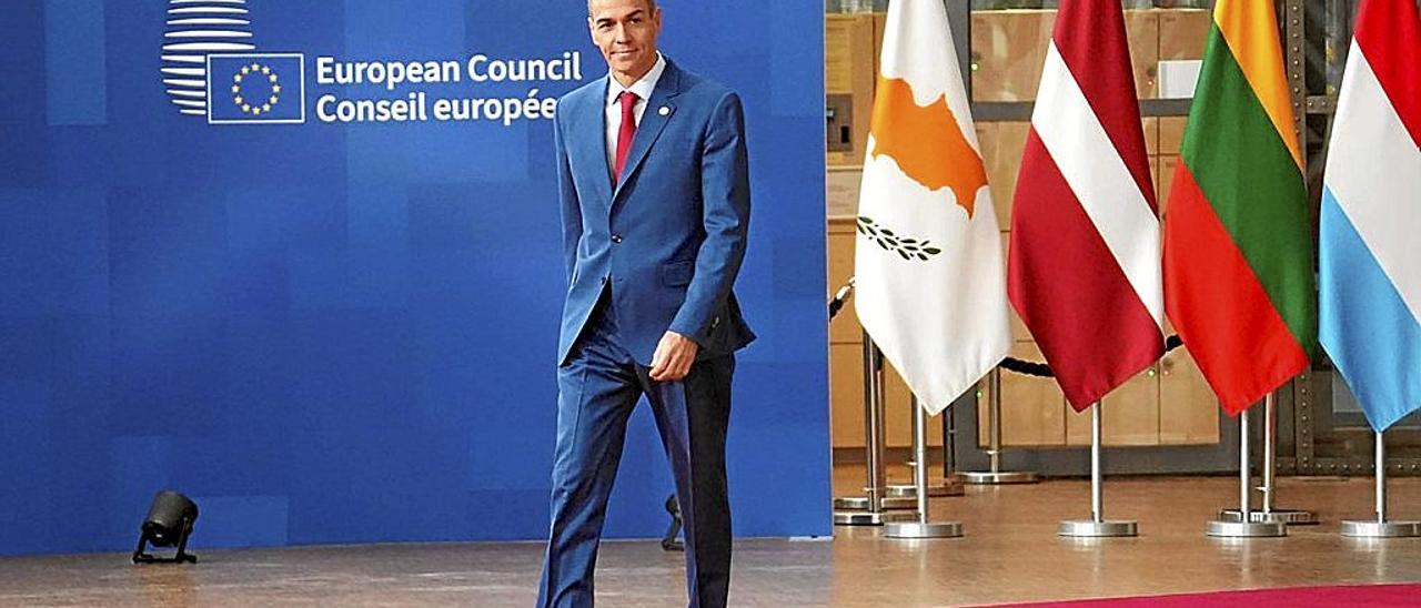 A Pedro Sánchez le mentan la bicha