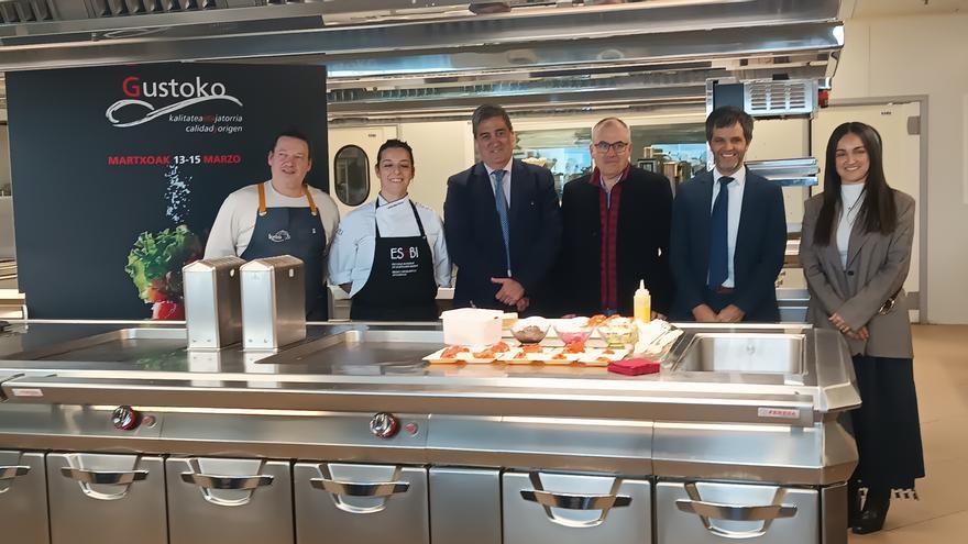 Gustoko suma área de picnic para degustar productos de kilómetro 0 en el BEC