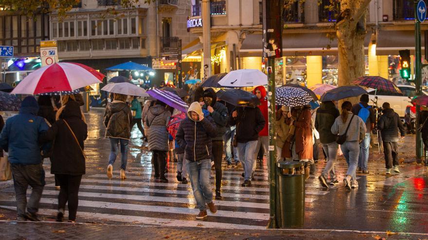 Fin de semana invernal en Navarra: lluvias, descenso térmico y baja cota de nieve