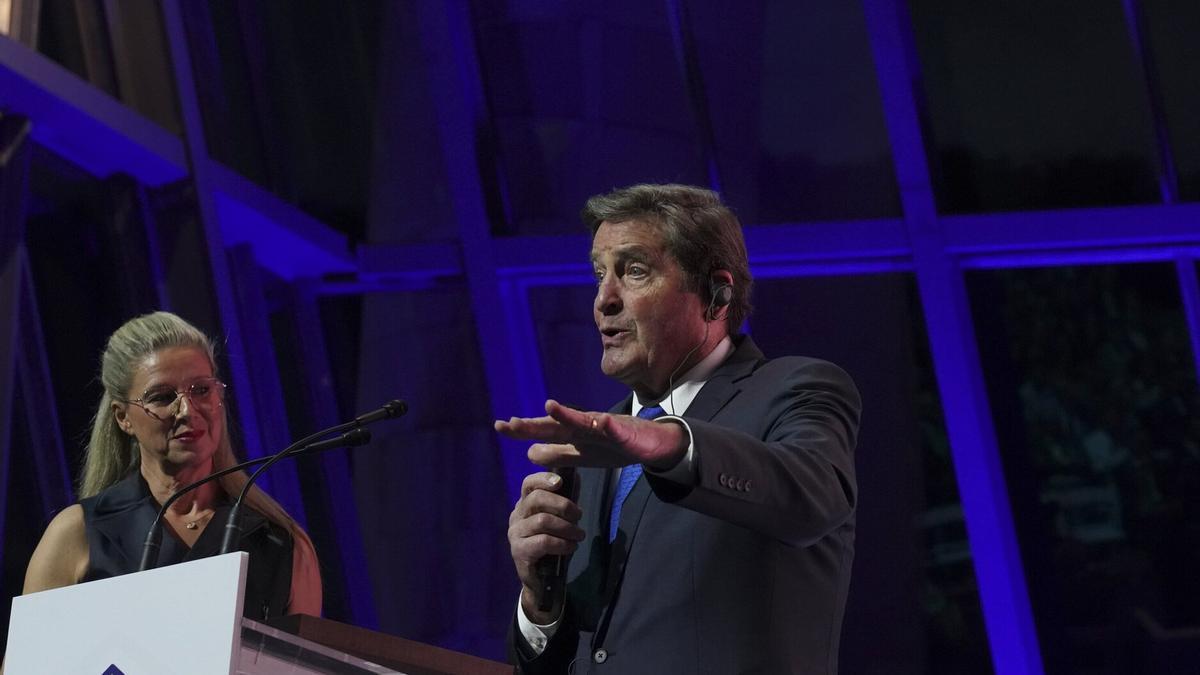 John Garamendi, en su discurso de agradecimiento.