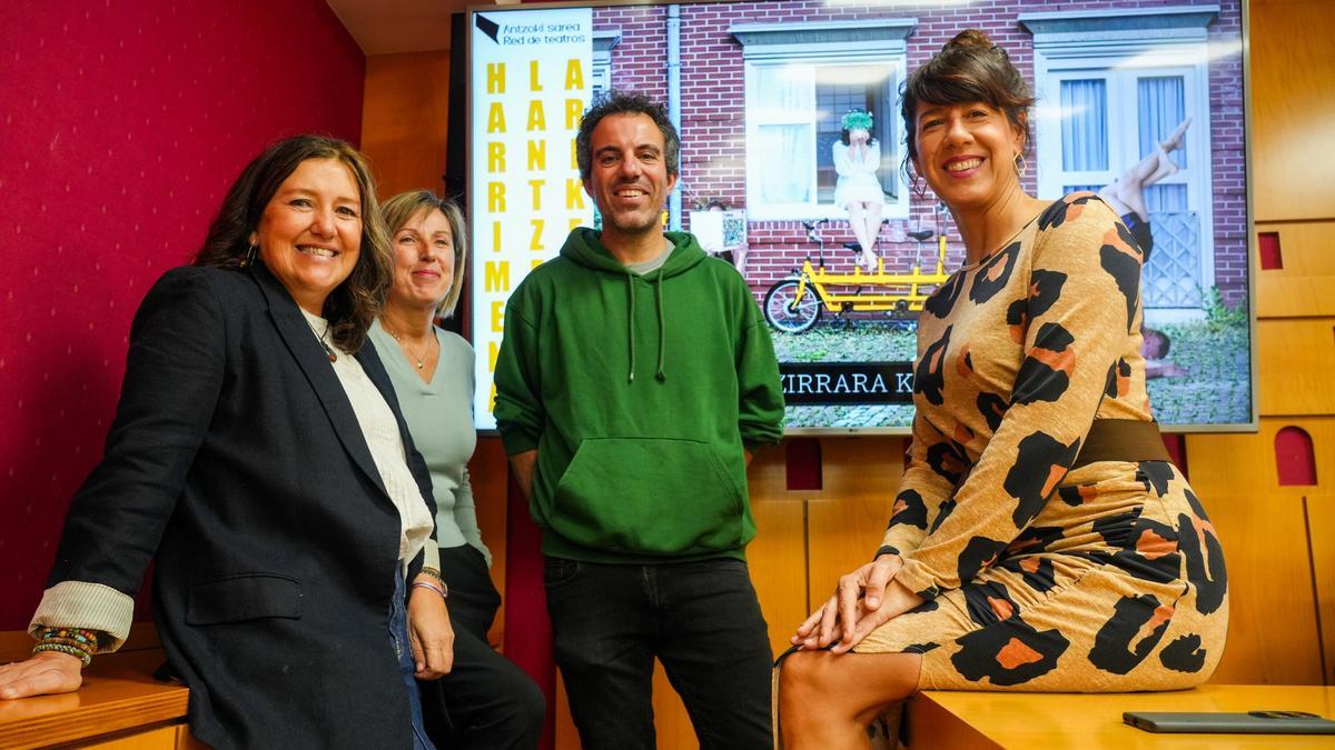 Presentación de ‘Harrimena lantzeko ariketak’