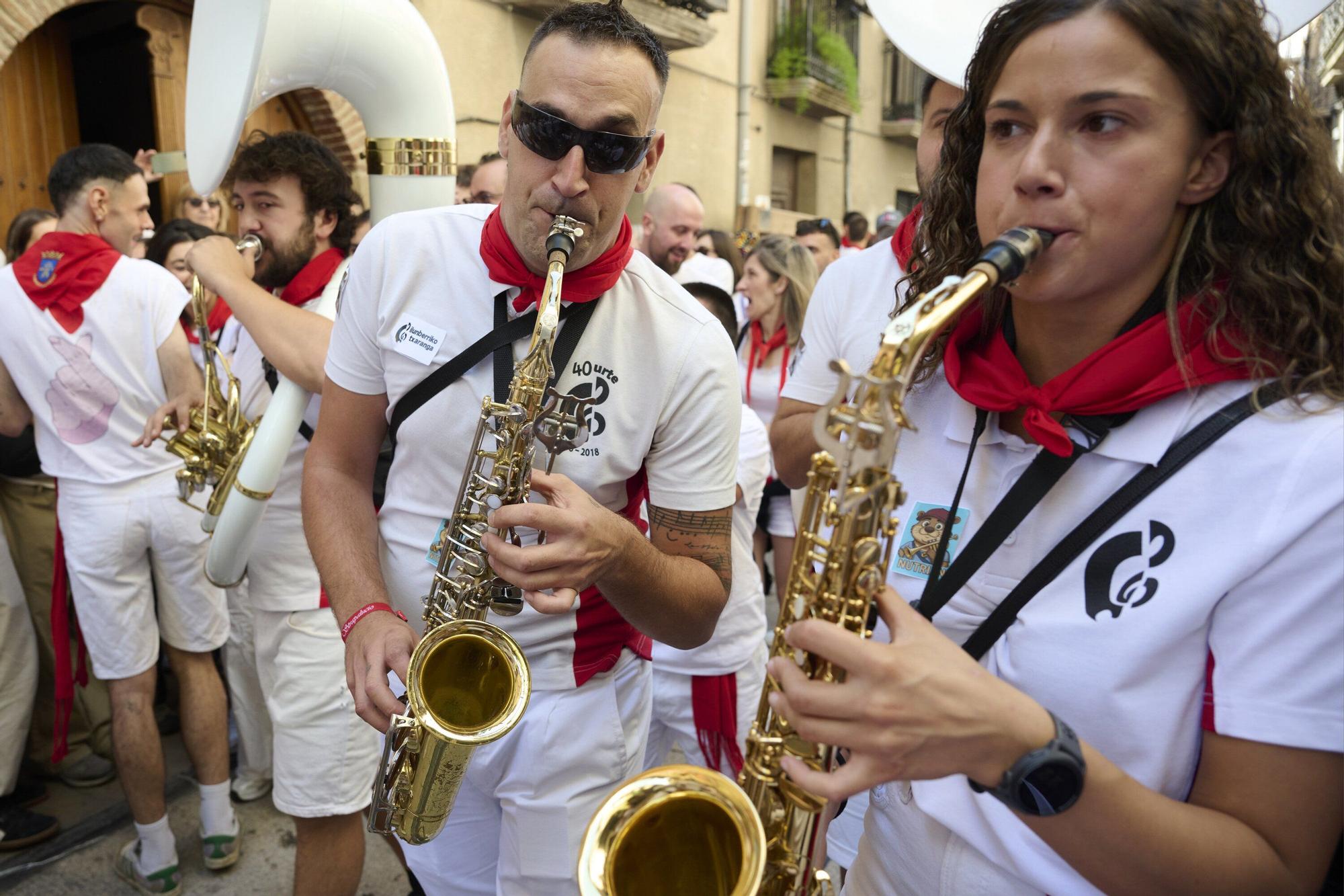 Fotos del cohete de fiestas de Lumbier 2025