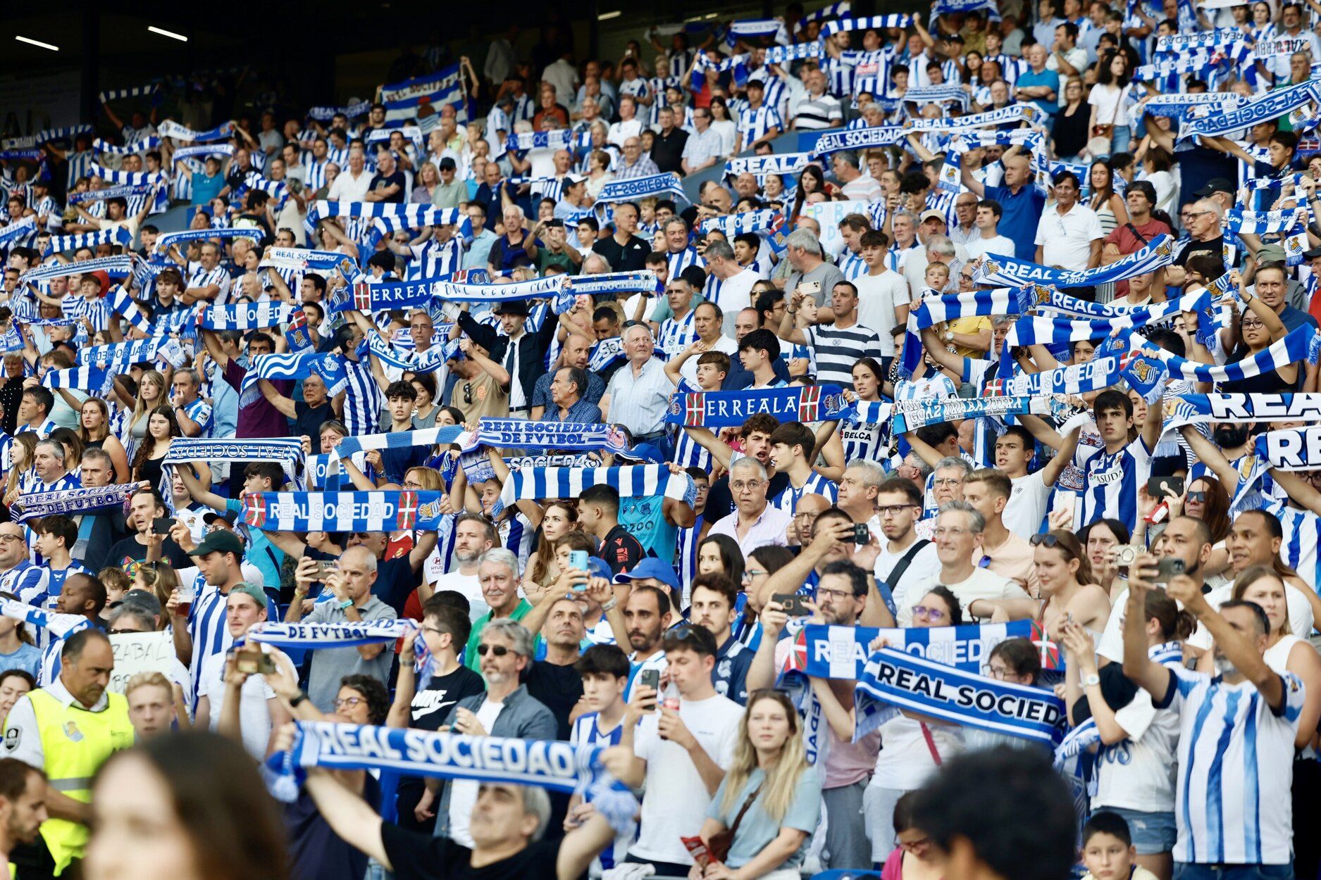 Partido loco en Anoeta de la Real Sociedad y el Espanyol