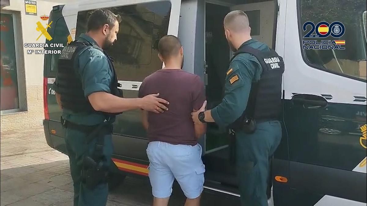Uno de los detenidos por el entramado dedicado a la trata de personas con fines de explotación sexual en Gandía (Valencia).