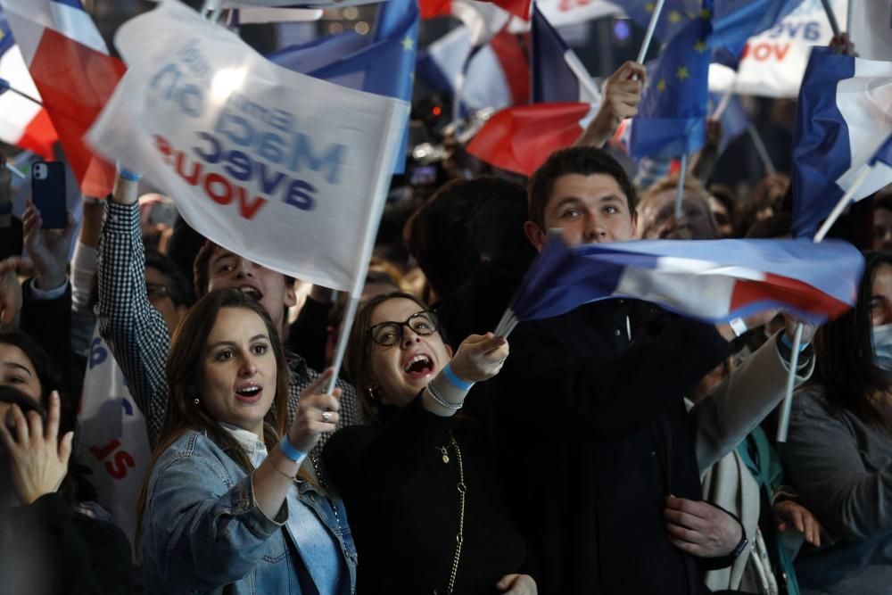 Macron gana el primer asalto y se enfrentará con Le Pen en la segunda vuelta