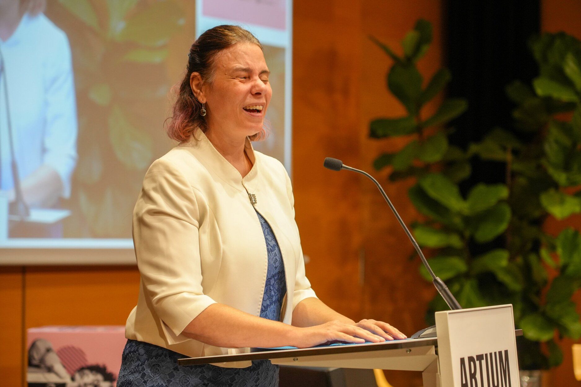 En imágenes: Presentación en Vitoria del estudio sobre mujeres con discapacidad y violencia de género