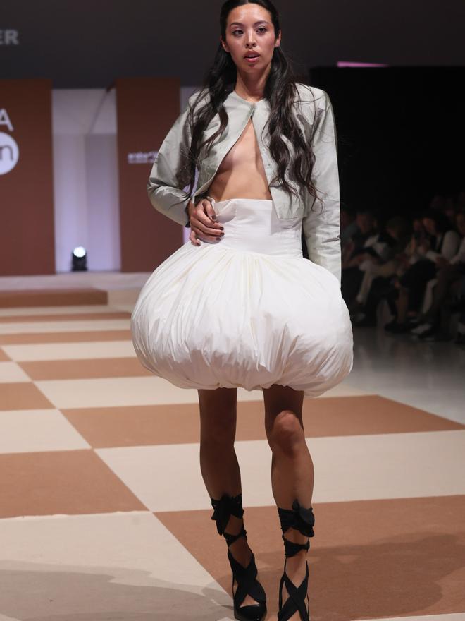 En imágenes: Oda a Chillida en el segundo día de la Pasarela de Gasteiz On