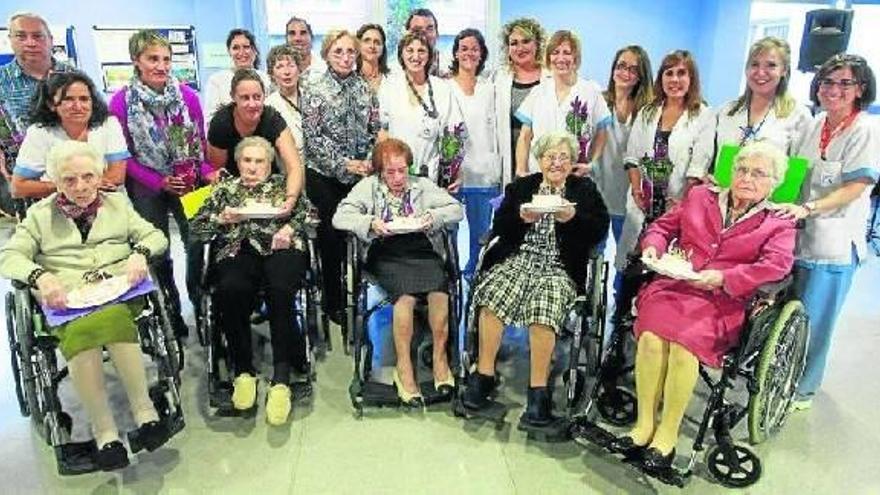 Fiesta de cumpleaños en Loiu para cinco centenarias