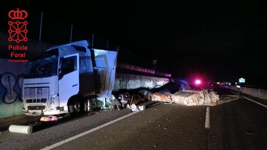 Cortada la A-1 en Olazti tras un accidente en sentido Irun