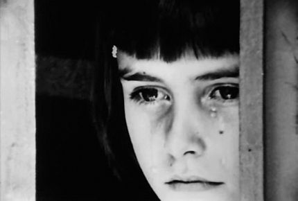 Gabriela, la niña protagonista de 'En el el balcón vacío'