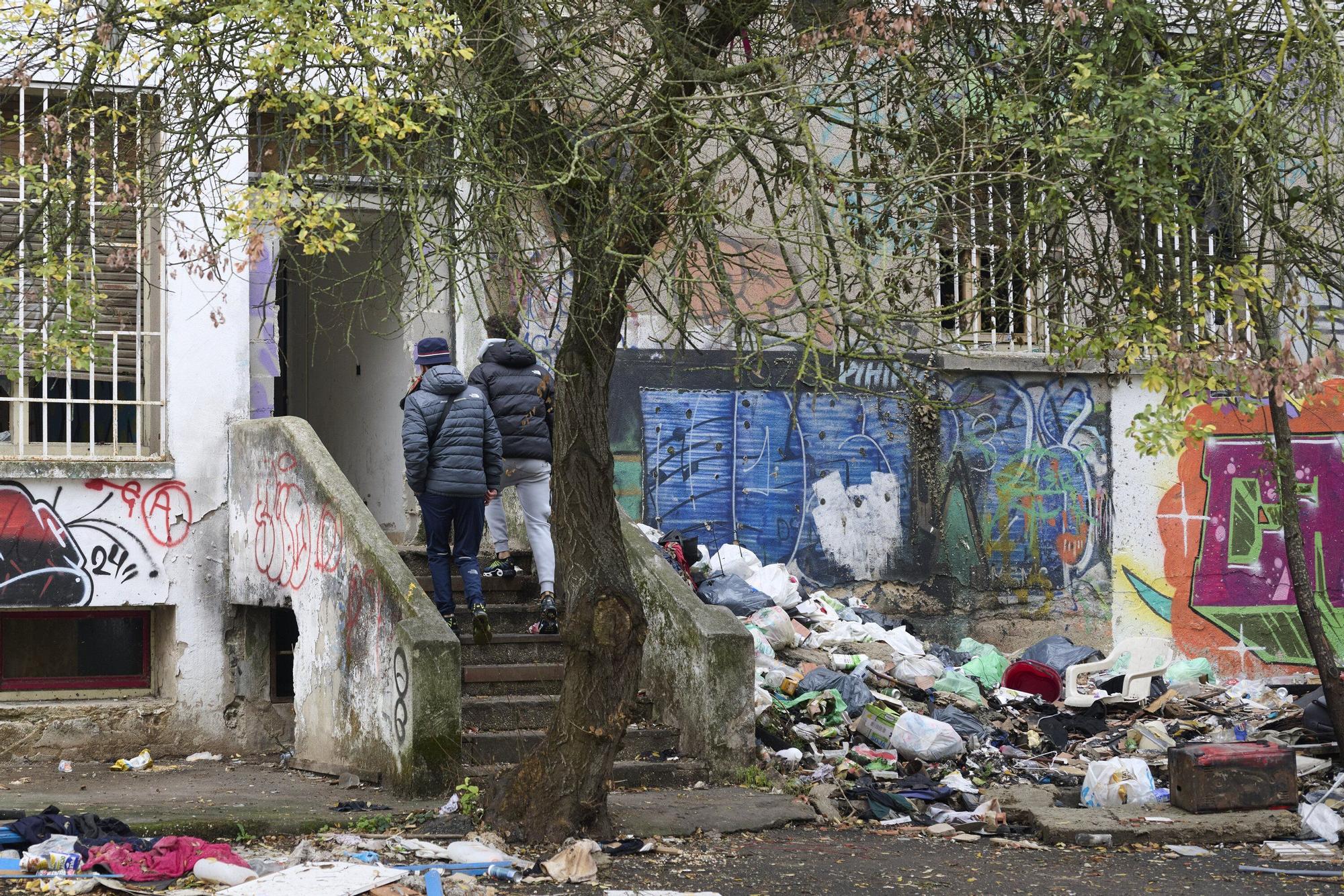 Los colectivos sociales solicitan al Ayuntamiento de Pamplona espacios municipales para alojar a personas sin hogar