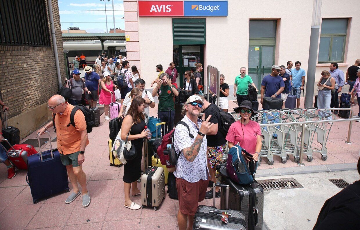 Los primeros turistas llegan a Pamplona para disfrutar de San Fermín 2023