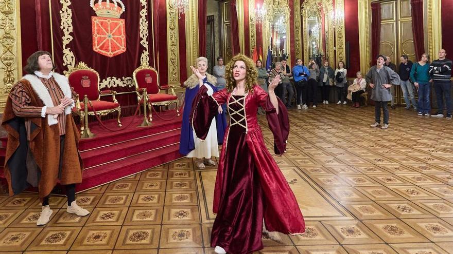 Más de 400 personas disfrutan en noviembre de las visitas teatralizadas al Palacio de Navarra