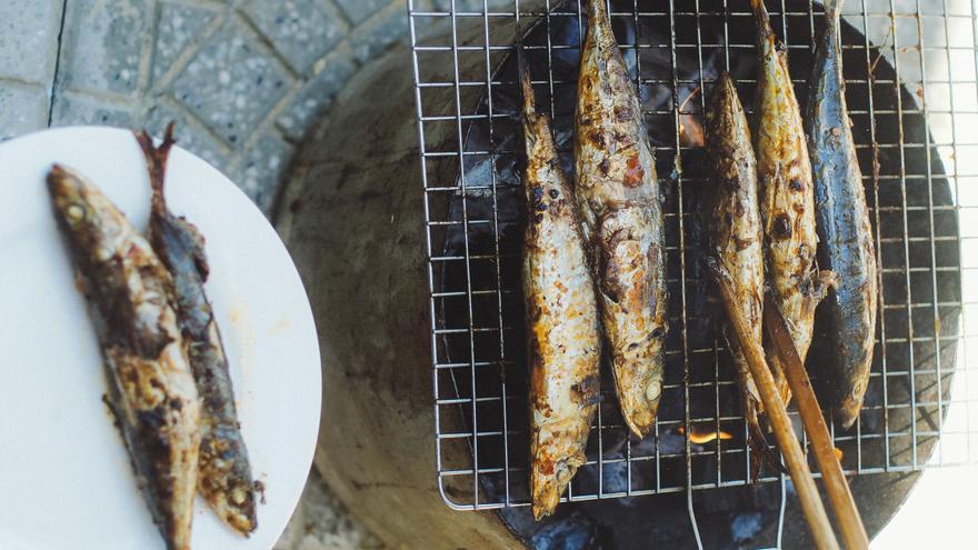 ¿Pueden denunciarme los vecinos por asar sardinas en el balcón?