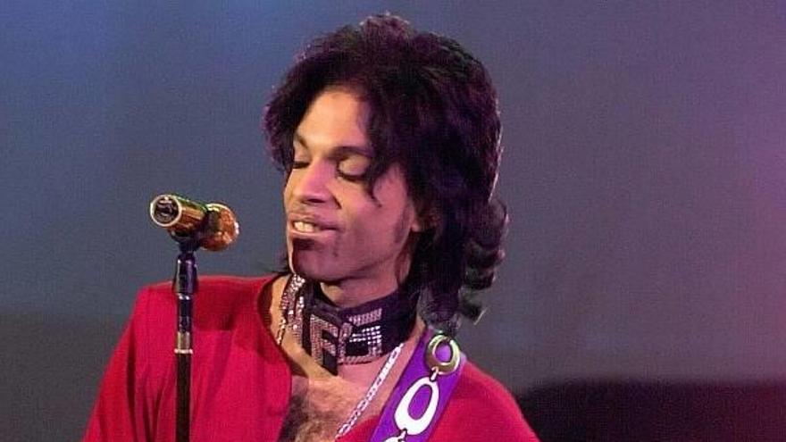 Demandan a Prince por el supuesto impago de más de 504.000 euros