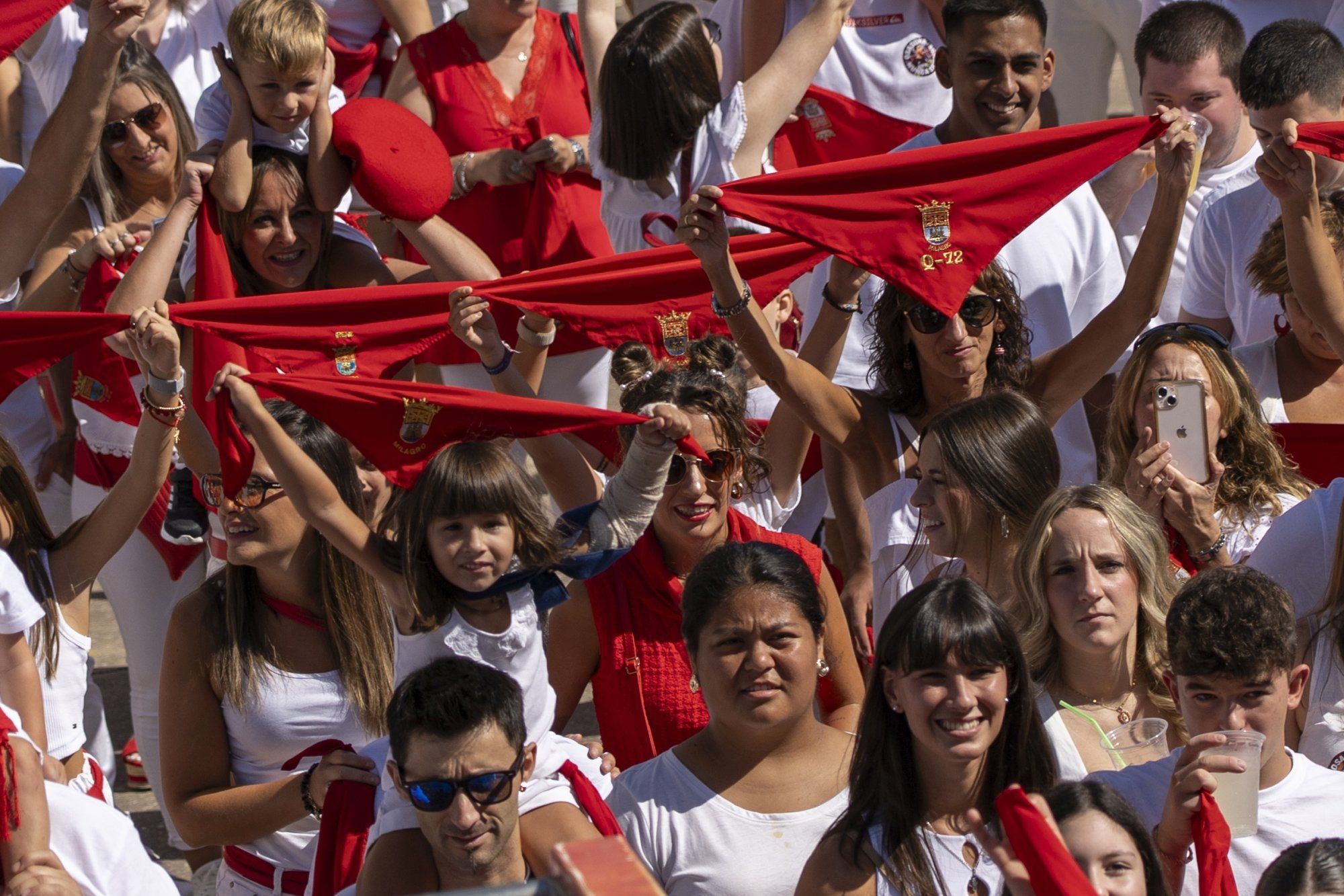 Fotos del cohete de fiestas de Milagro 2025